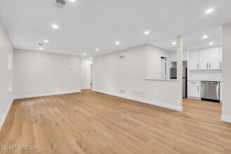 18-7 Augusta Ct in Freehold Township, NJ - Building Photo - Building Photo