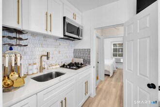 500 Plank Rd in Waterbury, CT - Building Photo - Building Photo