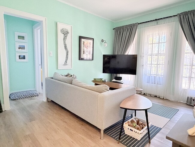 property at 36 Hanna St W