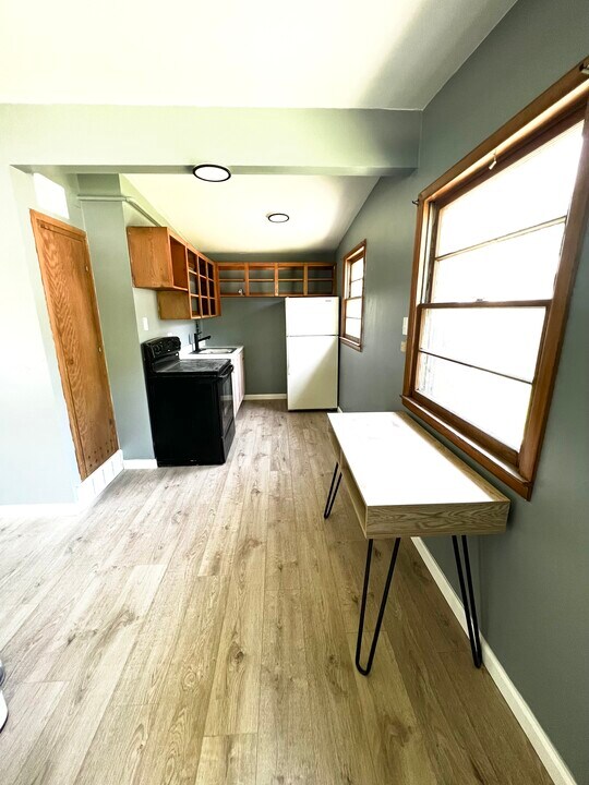 2305 Brockman St in Manhattan, KS - Building Photo