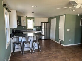 414 N Lindberg St in Griffith, IN - Building Photo