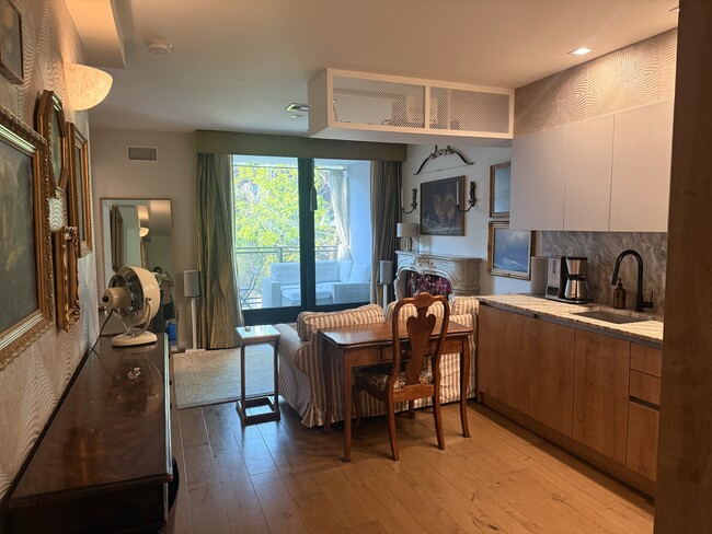 property at 44 Box St