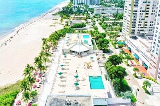 111 Briny Ave in Pompano Beach, FL - Building Photo - Building Photo