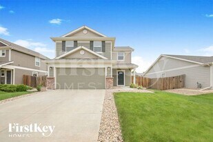 892 Willow Dr in Lochbuie, CO - Building Photo