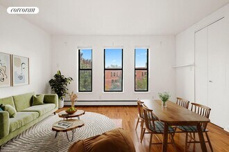 42 Carroll St in Brooklyn, NY - Foto de edificio - Building Photo