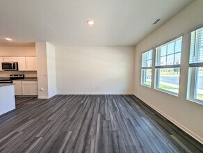 1438 Latham Gdn Dr in Wake Forest, NC - Building Photo - Building Photo