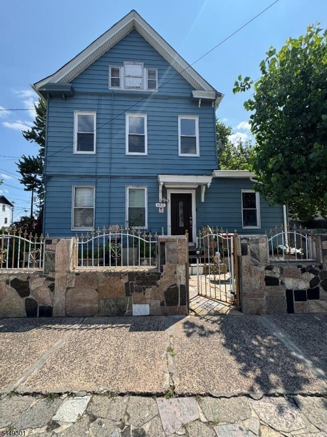 property at 482 10th Ave