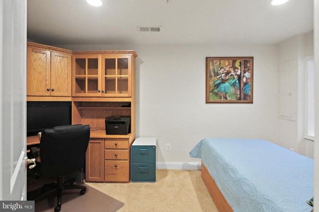 property at 7200 Dorchester Woods Ln