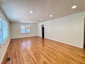 2724 NW 33rd St in Oklahoma City, OK - Building Photo - Building Photo