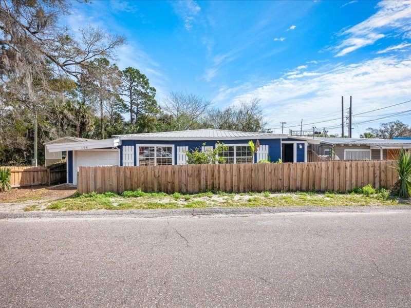 106 N Rodriquez St in St. Augustine, FL - Building Photo