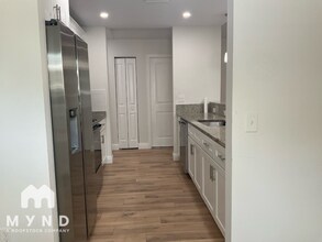 9311 N 20th St in Tampa, FL - Building Photo - Building Photo