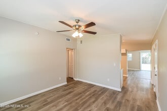 10560 Citrus Ln in Jacksonville, FL - Building Photo - Building Photo