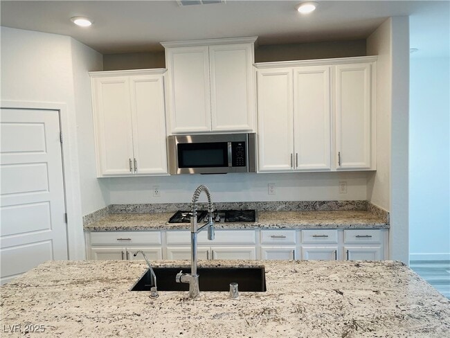 property at 12364 Harbor Isle Ave