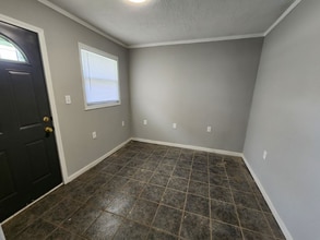 16905 10th Ave in East Moline, IL - Foto de edificio - Building Photo