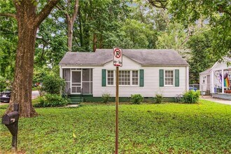 1390 Benteen Ave SE in Atlanta, GA - Building Photo - Building Photo