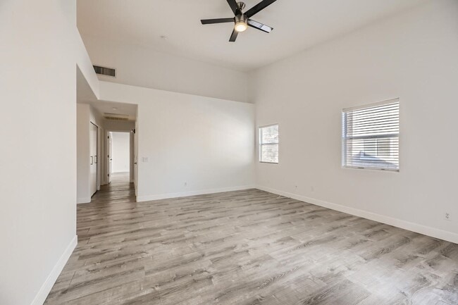 property at 2153 Jasper Bluff St
