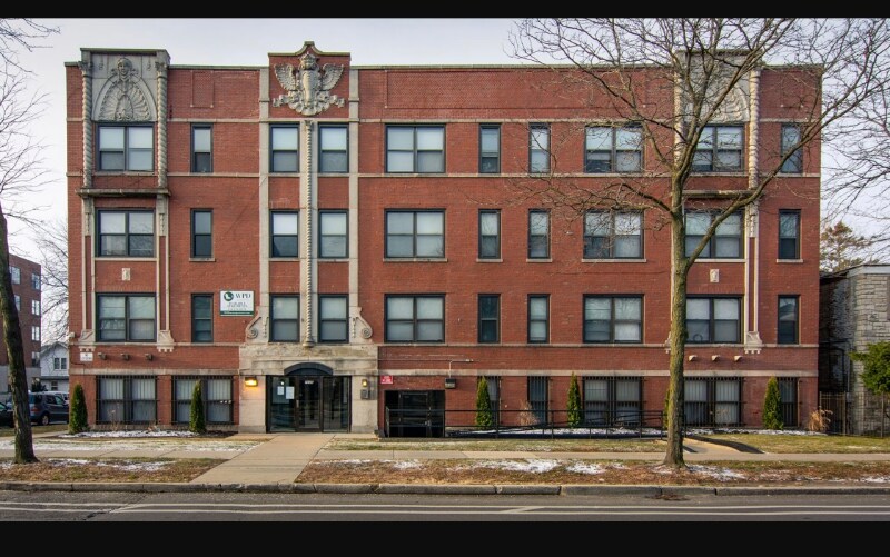 7836 S South Shore Dr in Chicago, IL - Building Photo