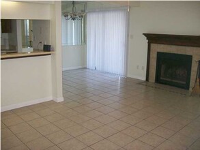 31 Park Cir SE in Fort Walton Beach, FL - Foto de edificio - Building Photo