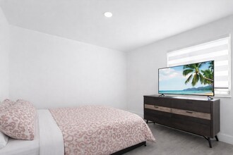 2008 SW 102nd Ter in Miramar, FL - Foto de edificio - Building Photo