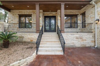 41 Tiburon Dr in The Hills, TX - Building Photo - Building Photo