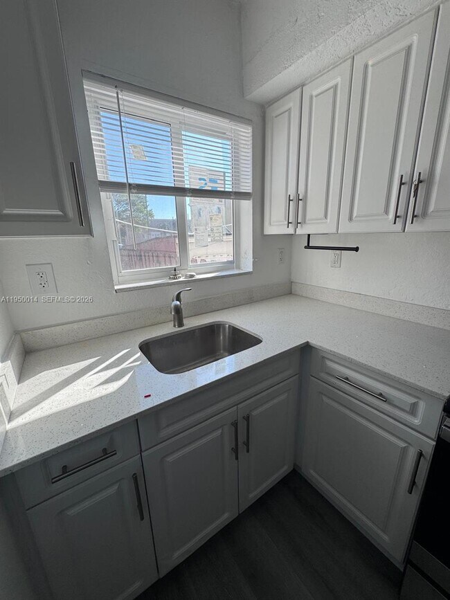 8463 NW 4th Ct in Miami, FL - Building Photo - Building Photo