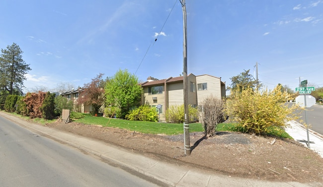 property at 2333 E 29th Ave