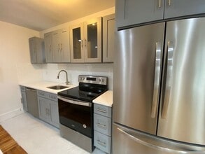 233 Liberty St in Newburgh, NY - Building Photo - Building Photo