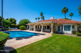 8637 E San Lucas Dr in Scottsdale, AZ - Building Photo - Building Photo