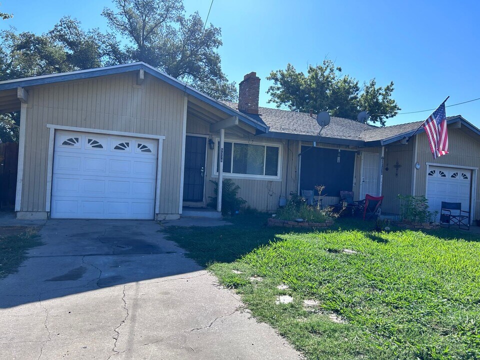 5376 Castle St-Unit -5378 Castle Street in Fair Oaks, CA - Building Photo