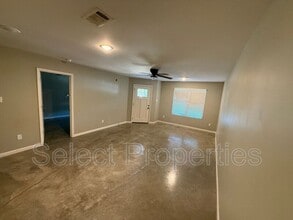 650 W Monroe Ave in Jonesboro, AR - Building Photo - Building Photo