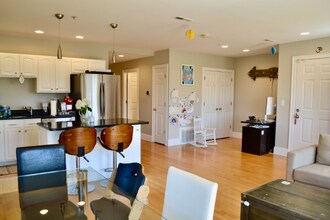 1306 Columbia Rd in Boston, MA - Building Photo - Building Photo