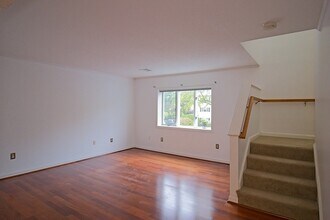 305 Salem St in Woburn, MA - Building Photo - Building Photo