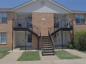 2202 Katy Ln in Georgetown, TX - Building Photo