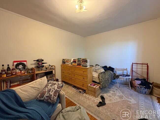 28 Quint Ave in Boston, MA - Building Photo - Building Photo