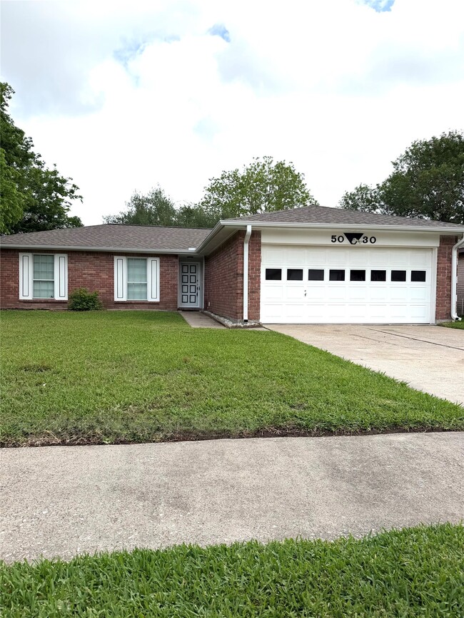 property at 5030 Valleyview Dr