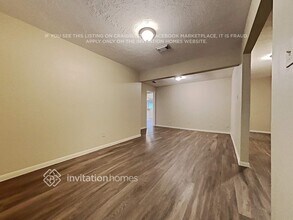 2239 Middle Creek Dr in Houston, TX - Building Photo - Building Photo