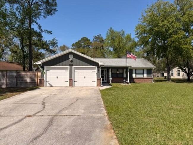 130 N Woodvalley Dr in Kingsland, GA - Building Photo - Building Photo