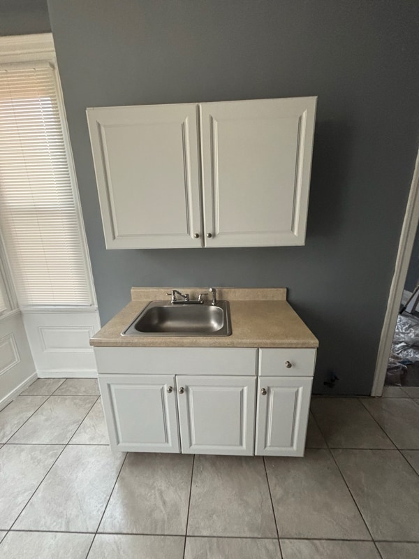 1011 Swede St in Norristown, PA - Building Photo - Building Photo