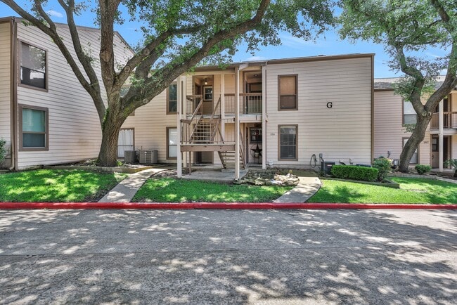 property at 205G Lakeview Terrace