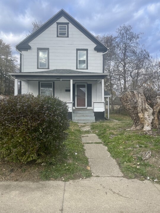 505 Beulah Ave in Akron, OH - Building Photo