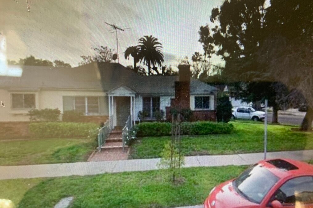 2157 Patricia Ave in Los Angeles, CA - Building Photo