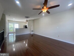 24673 Nettle Mill Square in Stone Ridge, VA - Building Photo - Building Photo