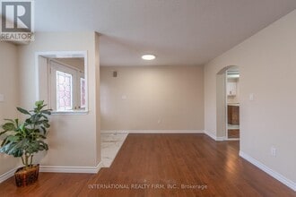 102 Hunter Way in Brantford, ON - Building Photo - Building Photo