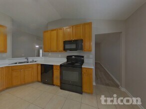 8325 Stelling Dr S in Jacksonville, FL - Building Photo - Building Photo