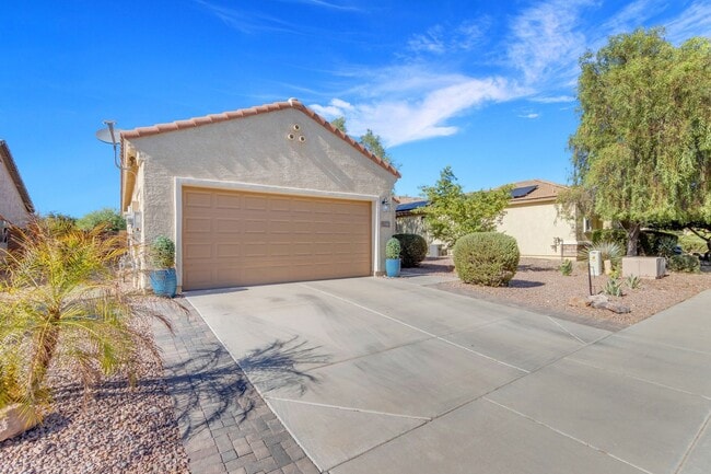 7566 W Congressional Way in Florence, AZ - Building Photo - Building Photo
