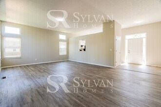 7660 Kittansett Ln in Pickerington, OH - Building Photo - Building Photo