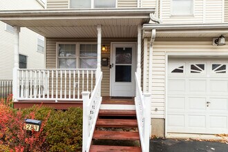 283 Muhammad Ali Ave in Newark, NJ - Building Photo - Building Photo