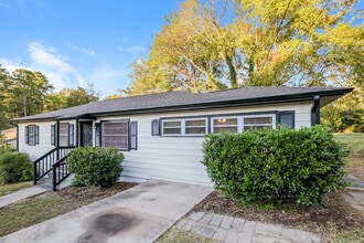 9601 Red Ln Dr in Birmingham, AL - Building Photo - Building Photo