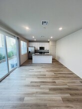 40383 Birchfield Dr in Temecula, CA - Building Photo - Building Photo