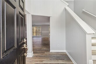 7005 Magnolia Park Ln NW in Norcross, GA - Building Photo - Building Photo